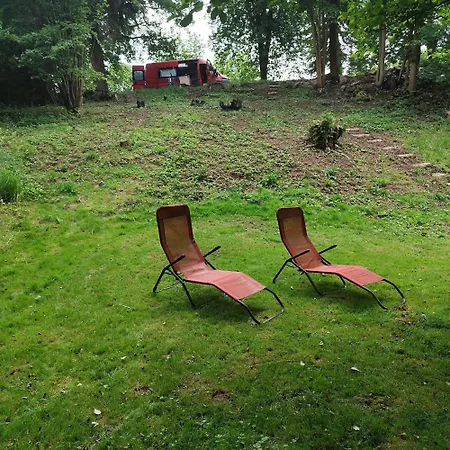 Stellplatz אתר קמפינג Chvalec
